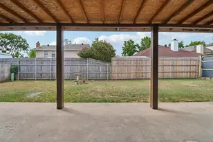 519 Kessler St, Grand Prairie, TX 75052 - Photo 33