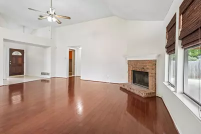 519 Kessler Street, Grand Prairie, TX 75052 - Photo 9