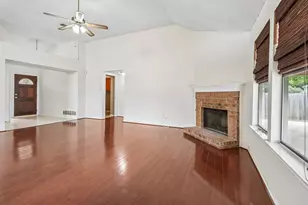 519 Kessler St, Grand Prairie, TX 75052 - Photo 9
