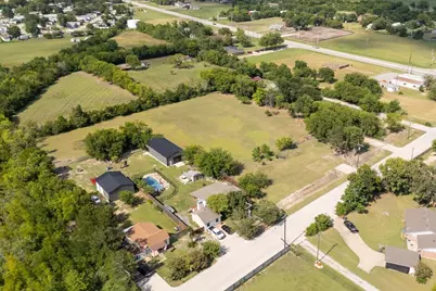 404 Hackberry Drive, Anna, TX 75409 - Photo 5