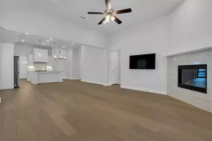 16128 Harris Hawk St, Frisco, TX 75035 - Photo 17