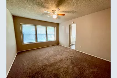 6404 Tempest Drive, Arlington, TX 76001 - Photo 11