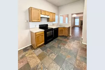 6404 Tempest Drive, Arlington, TX 76001 - Photo 9