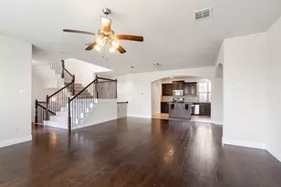 2640 Venice Dr, Grand Prairie, TX 75054 - Photo 1