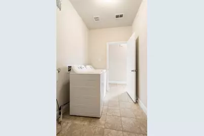 2640 Venice Drive #2, Grand Prairie, TX 75054 - Photo 9