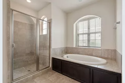 2640 Venice Drive #2, Grand Prairie, TX 75054 - Photo 31