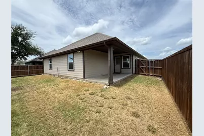 305 Sunnyside Drive, Trenton, TX 75490 - Photo 5