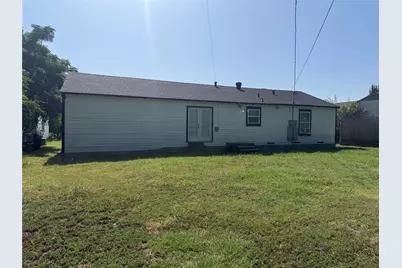 205 22nd Street, Grand Prairie, TX 75050 - Photo 5