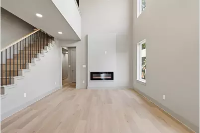 340 N Moore Street, Dallas, TX 75203 - Photo 15