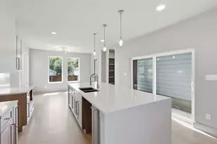 340 N Moore St, Dallas, TX 75203 - Photo 9