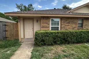 1144 Suburban St, Cedar Hill, TX 75104 - Photo 1