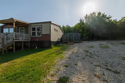 320 Valley Lake Court, Springtown, TX 76082 - Photo 3