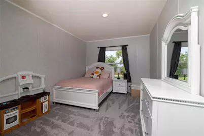 320 Valley Lake Court, Springtown, TX 76082 - Photo 25