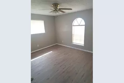 1125 Highbush Drive #1127, Benbrook, TX 76126 - Photo 3