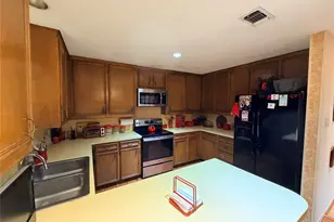 2218 Winter Sunday Way, Arlington, TX 76012 - Photo 5