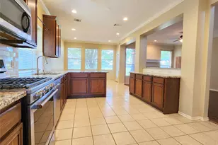 2105 Clubside Dr, Corinth, TX 76210 - Photo 9