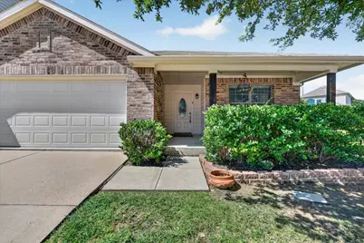 4205 Golden Sunset Court, Fort Worth, TX 76244 - Photo 3