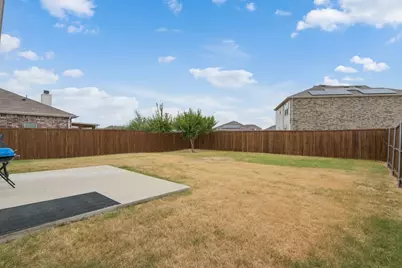 3304 Biggs Avenue, Aubrey, TX 76227 - Photo 5