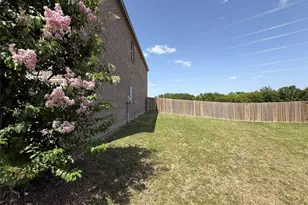 176 Banjo Trl, Newark, TX 76071 - Photo 5