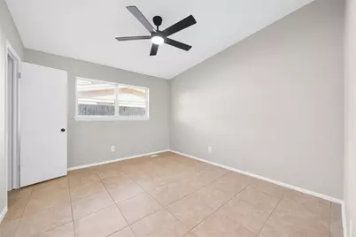 2821 Yale Street, Irving, TX 75061 - Photo 13