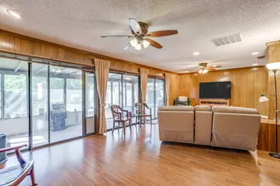 1405 Rockmoor Drive, Edgecliff Village, TX 76134 - Photo 11