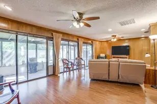 1405 Rockmoor Dr, Edgecliff Village, TX 76134 - Photo 11