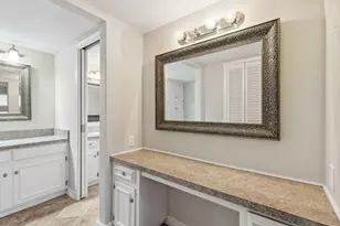 9611 Meadowhill Dr, Dallas, TX 75238 - Photo 17