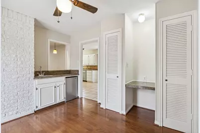 9611 Meadowhill Drive, Dallas, TX 75238 - Photo 21