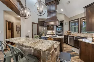 1408 Pine Wilderness Dr, Queen City, TX 75572 - Photo 11