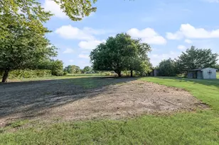 220 Crump Cir, Red Oak, TX 75154 - Photo 35