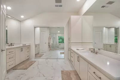 800 Shady Bend Court, Highland Village, TX 75077 - Photo 23