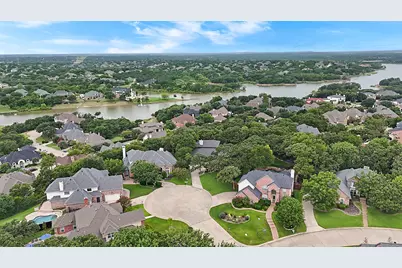800 Shady Bend Court, Highland Village, TX 75077 - Photo 39