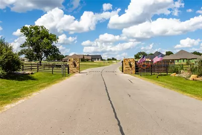 505 Acorn Trail, Granbury, TX 76049 - Photo 15