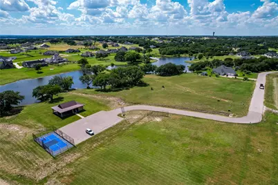 505 Acorn Trail, Granbury, TX 76049 - Photo 13