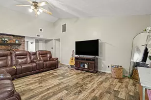 3916 Longmeadow Way, Fort Worth, TX 76133 - Photo 7