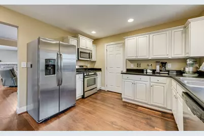 2502 Burlington Boulevard, Dallas, TX 75211 - Photo 13