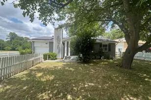 3250 Highland Woods Cir, Dallas, TX 75241 - Photo 1
