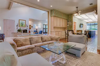 6620 Clubhouse Circle, Dallas, TX 75240 - Photo 9