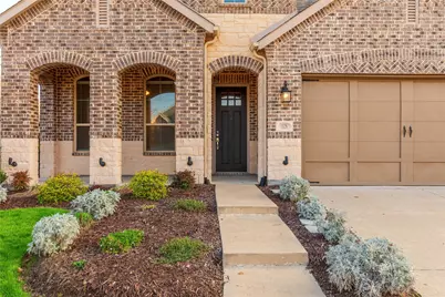 1829 Leo Drive, Van Alstyne, TX 75495 - Photo 3