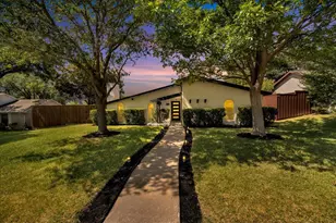 6631 Hunters Ridge Dr, Dallas, TX 75248 - Photo 1
