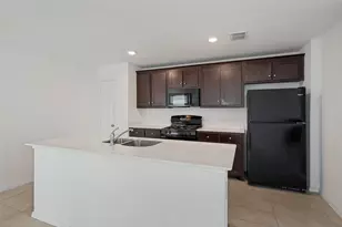 14045 Ilderton St, Pilot Point, TX 76258 - Photo 5