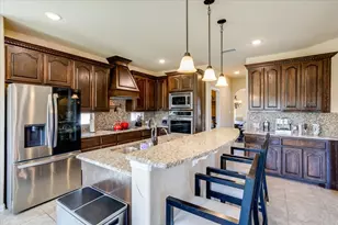 303 Fountain Creek Ct, Ovilla, TX 75154 - Photo 13