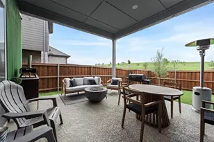 1028 Almond Blossom Cir, Crowley, TX 76036 - Photo 27