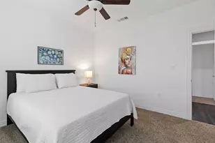 401 14th St, Grand Prairie, TX 75051 - Photo 17
