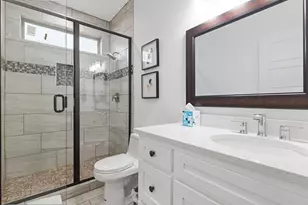 401 14th St, Grand Prairie, TX 75051 - Photo 19