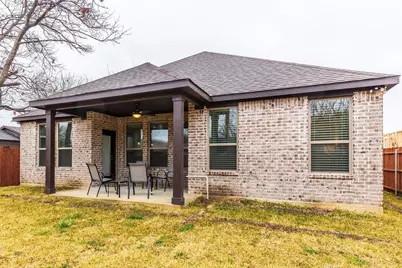 401 14th Street, Grand Prairie, TX 75051 - Photo 21