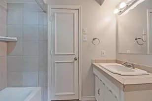 10679 Sandpiper Ln, Dallas, TX 75230 - Photo 23