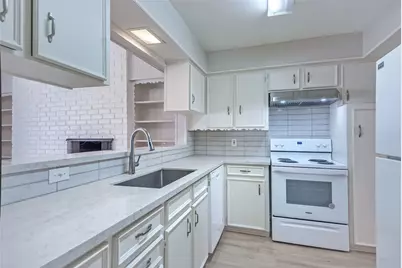 10679 Sandpiper Lane, Dallas, TX 75230 - Photo 11