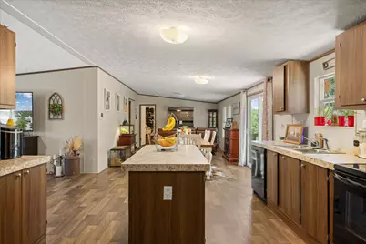 5913 N Oklahoma Trail, Granbury, TX 76048 - Photo 17