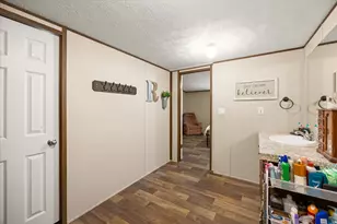 5913 N Oklahoma Trail, Granbury, TX 76048 - Photo 13